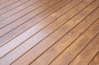 Best Polyurethane for Hardwood Floors – [Reviews&Guide 2024]