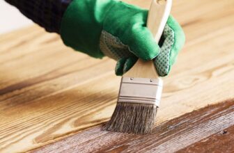 How to Remove Primer From Wood